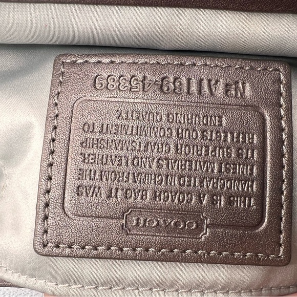 Coach Rare EUC Audrey Sequin Clutch Wristlet with Kiss Lock - Picture 5 of 13